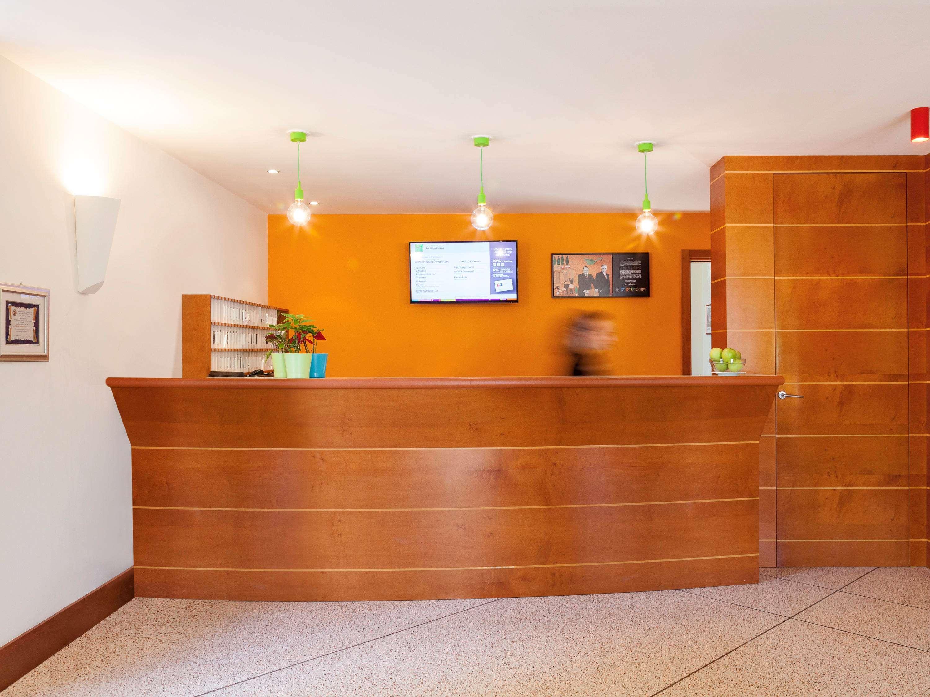 Ibis Styles Bari Giovinazzo Hotel Екстериор снимка