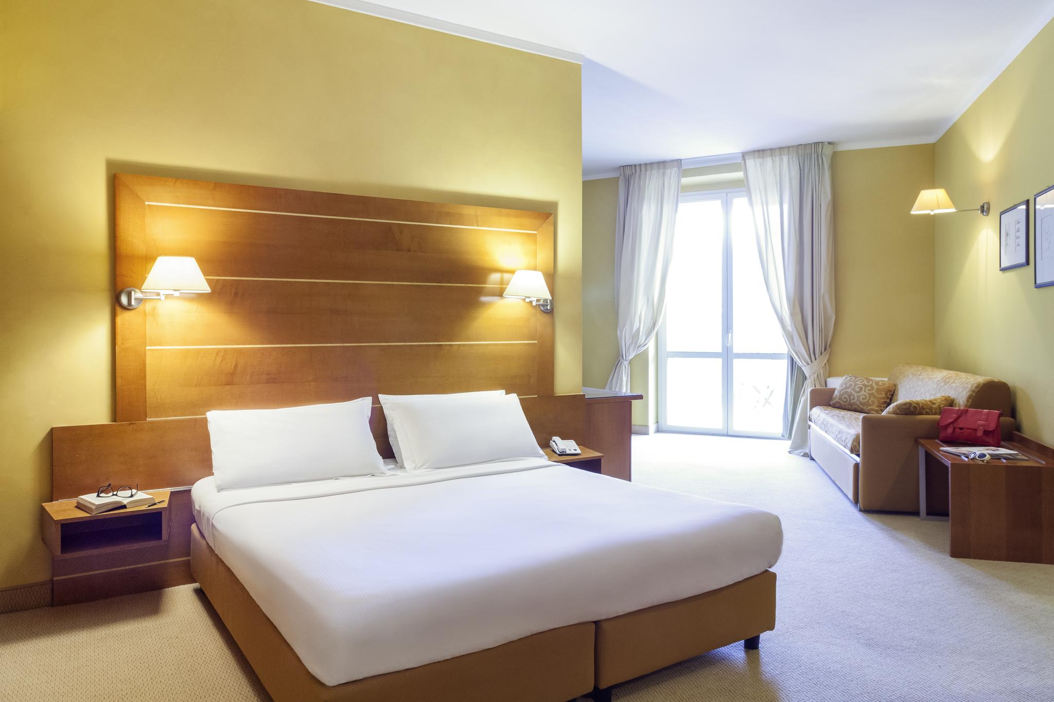 Ibis Styles Bari Giovinazzo Hotel Екстериор снимка