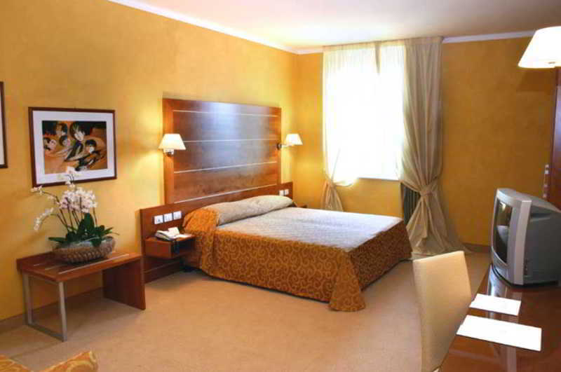 Ibis Styles Bari Giovinazzo Hotel Екстериор снимка