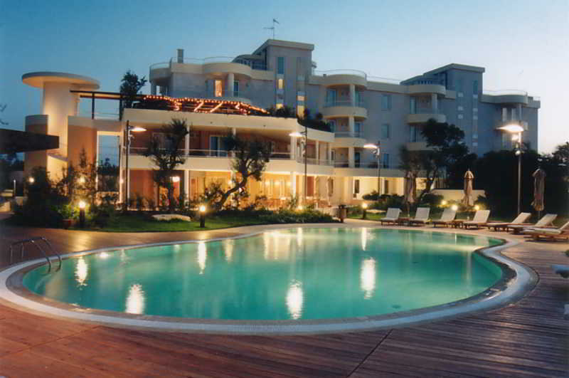 Ibis Styles Bari Giovinazzo Hotel Екстериор снимка
